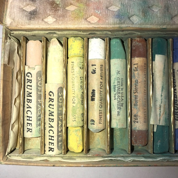 GRUMBACHER Soft Pastels Set #1 of 12 Pastels Vintage Artist’s Quality - Picture 4 of 7